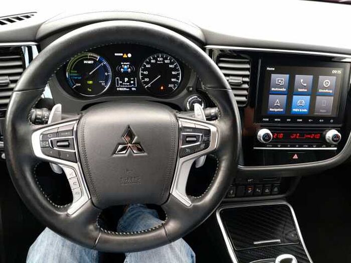 Mitsubishi Outlander 2.4 PHEV Plus Spirit 4WD 360° a.1.Hand