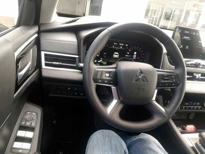 Mitsubishi Outlander 2.4 PHEV 4WD Intro Edition