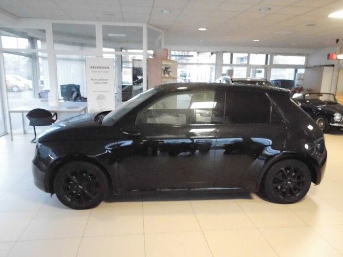 Honda e 100kW 1.Hd. 8-fach Reifen,NAVI,Kamera 360°