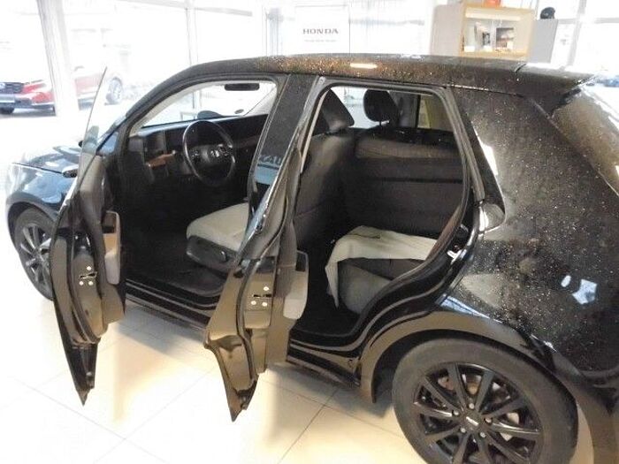 Honda e 100kW 1.Hd. 8-fach Reifen,NAVI,Kamera 360°