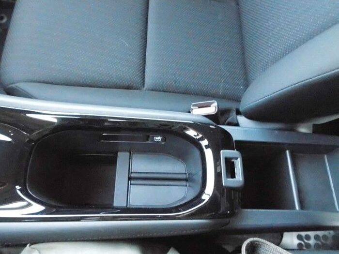 Honda HR-V 1.5i VTEC Elegance 1.Hd SHZ Wi+So.RäderPDC