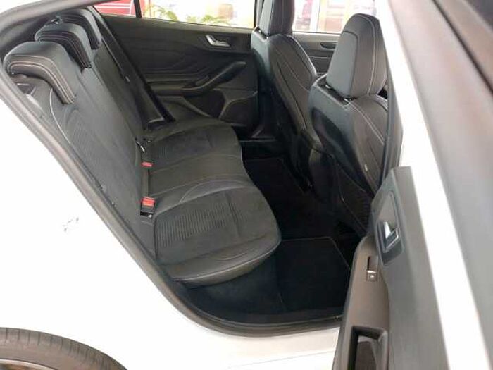 Ford Focus ST 2.0 EcoBlue beh.Frontsch.+Lenkrad WR