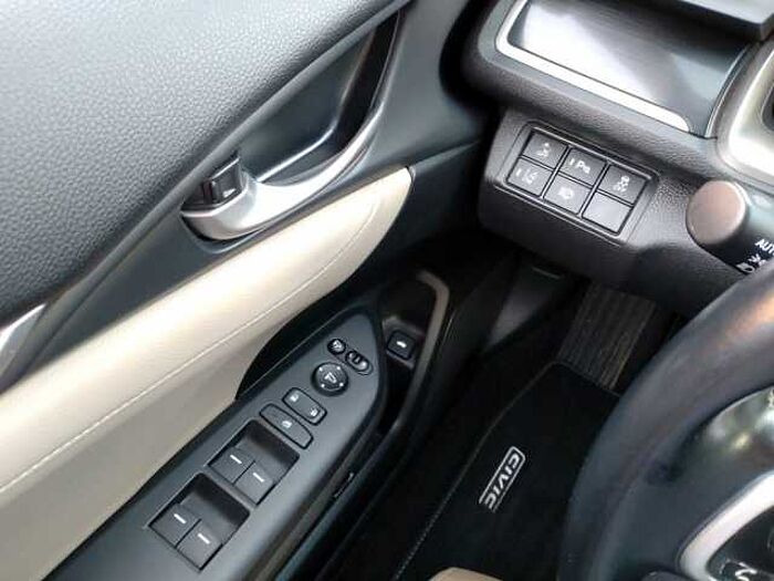 Honda Civic Limousine 1.5i Executive Leder Navi Kamera