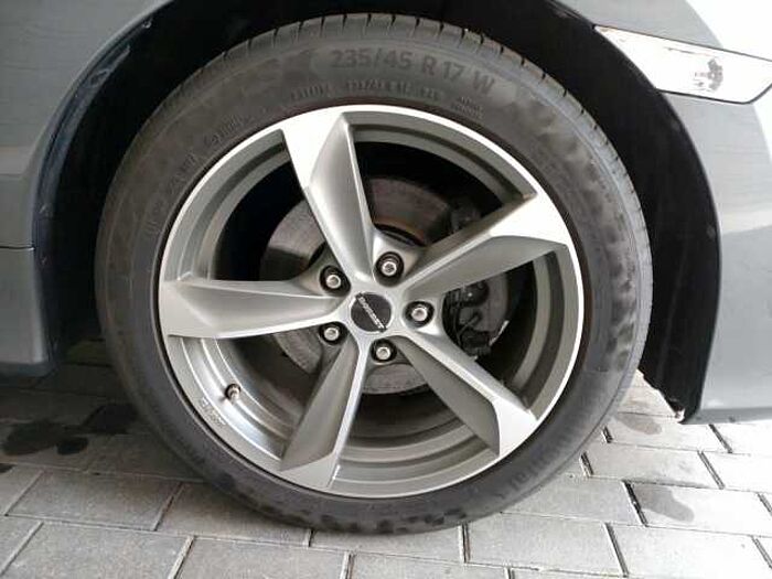 Honda Civic Limousine 1.5i Executive Leder Navi Kamera