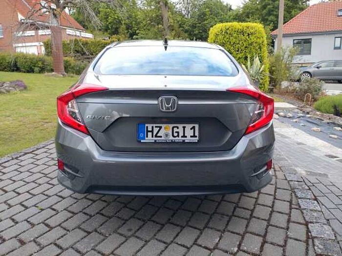 Honda Civic Limousine 1.5i Executive Leder Navi Kamera