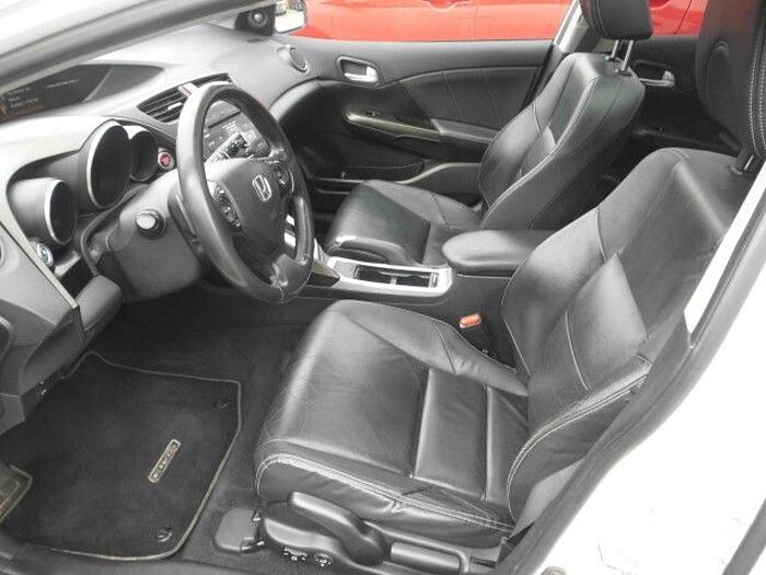Honda Civic 1.8 i Executive Wi+SoRäder Leder gepflegt